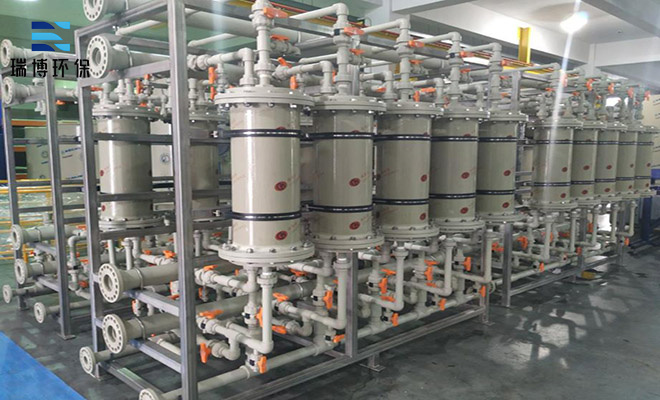 �ϴ��߻������O��İ��b�c�{ԇ����